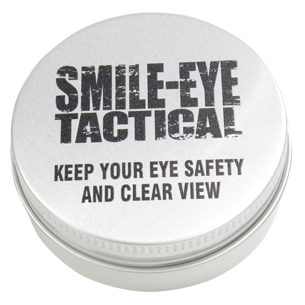 ミリタリーショップ レプマートのSMILE-EYE TACTICAL 曇り止めクロス クリーナー 心が曇らないアレ 防曇クロス メガネ拭き アイウェア サングラス 眼鏡 サバゲー ゴーグル 付属品 オプション 付帯品 交換部品 パーツ 部品 修理用 取替 取り替え 予備 消耗品 リペア メガネ アイガード アイプロテクター｜アングル2