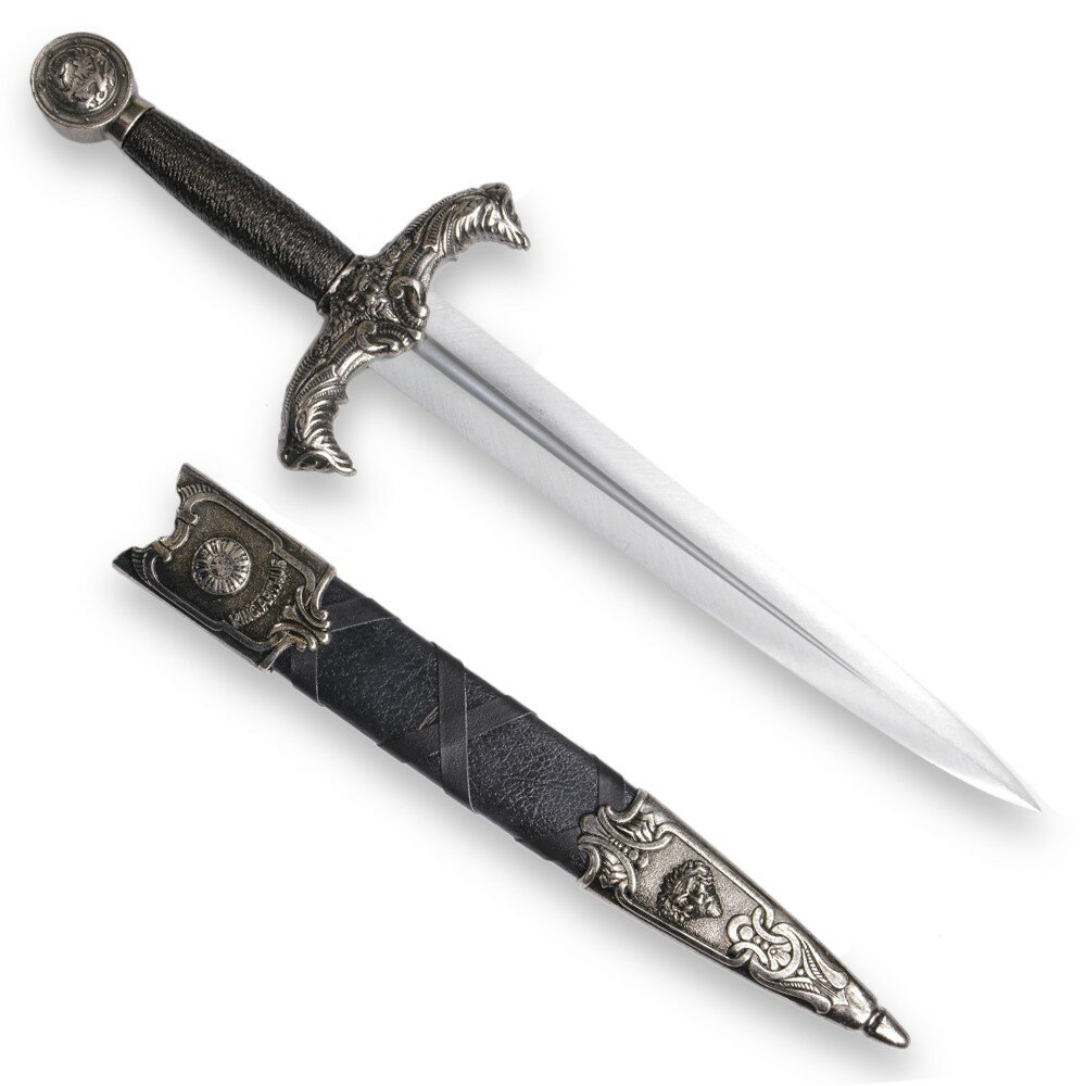 デニックス アーサー王の短剣アーサー王が各所に散りばめられた短剣6世紀の中世ヨーロッパで君主であったアーサー王がモデルになった、DENIXのKing Arthur’s Dagger(アーサー王の短剣)のレプリカ短剣。ブレードはシンプルな作りですが、ハンドルの端にはライオンの絵のようなエンブレムが入っており、ヒルトの両側にはヘビをモチーフにした彫刻と中央にはキングアーサーの肖像画が装飾され、また、シースにはキングアーサーのエンブレムに、KING ARTHUR(キングアーサー)の文字と肖像画が彫刻されており、中央には革でクロスされた模様が入っています。ハンドルからシースまでアーサー王の彫刻が散りばめられ、光の反射でアンティーク調のように艶のある装飾された一品となっています。※製品の仕様、外観はメーカーより予告なく変更されますので、気になる点や、詳細はメールで別途お問合わせください。PC・モニタの環境で色が実物と多少異なる場合があります。布製品などは個体差があり、寸法に誤差が多少ありますので、ご了承くださいませ。模造刀の詳細こちらは「DENIX アーサー王ダガー 4139 短剣 レプリカ [ シルバー ]」のご購入ページです。全長約45.5cmブレード長さ約27cm刃厚約5mm重量約894g材質亜鉛合金付属品シースカラーシルバー、ゴールド他のバリエーションはこちら[ ゴールド ][ シルバー ]DENIXは地中海のスペイン、イベリア半島の沖に浮かぶメノルカ島に工場置くモデルガンなどを製造するメーカー。ホセ・コルテロとセバスティアン・リュルの2人の創業パートナーが、ジュエリー部門での経験と知識、粘り強さと熱意を持って、1966年にゼロから会社を設立しました。同社は現在、Denix、S.A.として世界40カ国以上に販売、明確な成長と輸出志向型、フレキシブルな生産体制で、財政的にクリアな、ファミリービジネスです。同社のカタログでは、ニューモデルを毎年更新し、レプリカ銃器、モダンまたはアンティーク銃、剣、ナイフ、レターオープナー、ミニチュア、アクセサリー、武器やアクセサリーなど多数のアイテムを製造しています。[DENIX/デニックス]DENIXの商品一覧[2924][d01362103292400000000][000DX] デニックス キングアーサー ゴールド gold トレーナー 模造ナイフ 模造刀 樹脂ナイフ 練習用 CQC CQB 西洋剣 西洋武具 レプリカ刀 レプリカソード 刀剣模型 模型刀剣 美術刀 模擬刀軍モノ・輸入雑貨 ＞ 甲冑・模造刀・装飾銃 ＞ 模造刀取り扱いブランド ＞ 《タ》行 ＞ 《テ》で始まるブランド ＞ DENIX[デニックス]軍モノ・輸入雑貨 [甲冑・模造刀・装飾銃/模造刀]こちらは「DENIX アーサー王ダガー 4139 短剣 レプリカ [ シルバー ]」のご購入ページです。【DENIX アーサー王ダガー 4139 短剣 レプリカ [ シルバー ]】6世紀の中世ヨーロッパで君主であったアーサー王がモデルになった、DENIXのKing Arthur’s Dagger(アーサー王の短剣)のレプリカ短剣。ブレードはシンプルな作りですが、ハンドルの端にはライオンの絵のようなエンブレムが入っており、ヒルトの両側にはヘビをモチーフにした彫刻と中央にはキングアーサーの肖像画が装飾され、また、シースにはキングアーサーのエンブレムに、KING ARTHUR(キングアーサー)の文字と肖像画が彫刻されており、中央には革でクロスされた模様が入っています。ハンドルからシースまでアーサー王の彫刻が散りばめられ、光の反射でアンティーク調のように艶のある装飾された一品となっています。軍モノ・輸入雑貨 ＞ 甲冑・模造刀・装飾銃 ＞ 模造刀取り扱いブランド ＞ 《タ》行 ＞ 《テ》で始まるブランド ＞ DENIX&nbsp;