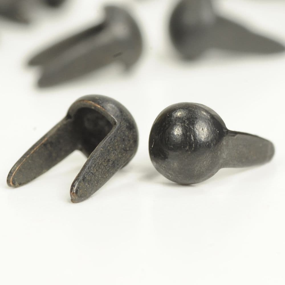 라운드 형 스터드 2 손톱 직경 3mm 높이 6mm [블랙 / 15 개 세트] 스터드 벨트 가죽 세공 가죽 공예 재료 맨즈 벨트 자작 핸드 메이드 가죽 공예 자재 라운드 스터드 라운드형 스터드 둥근 리벳 둥근 리벳
