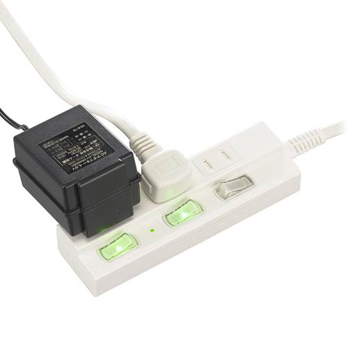 トキワダイレクトのOHM オーム電機　雷ガード付節電タップ（3個口/1m/LEDランプ付個別スイッチ/L型プラグ/ホワイト）　HS-TPK31W-22｜アングル2
