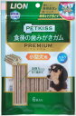 PETKISS食後の歯みがきガムシリーズNo.1の汚れ落ちを実現！※　当社獣医師と共同開発。どこを噛んでも歯に食い込みやすい特殊形状で高弾力だから長く噛める。1日一本、噛む事で歯垢を削ぎ落とす。ポリリジン配合。ミルク風味。小型犬用。(スナック)　※1回咬合時 【原材料】 コーンスターチ、マルチトール、イソマルトオリゴ糖、玄米粉、オート麦粉、豚ゼラチン、食物繊維、亜麻仁粉末、グリセリン、乳化剤、増粘安定剤(CMC-Na)、香料、ビタミンB1、ラウリル硫酸塩、酢酸亜鉛、ポリリジン 【保証成分】 たんぱく質5.0％以上、粗繊維2.0％以下、水分14.0％以下、脂質3.0％以上、灰分2.0％以下 【エネルギー】 約33kcal/1本あたり 【賞味期限】 24ヶ月 【原産国または製造地】 大韓民国