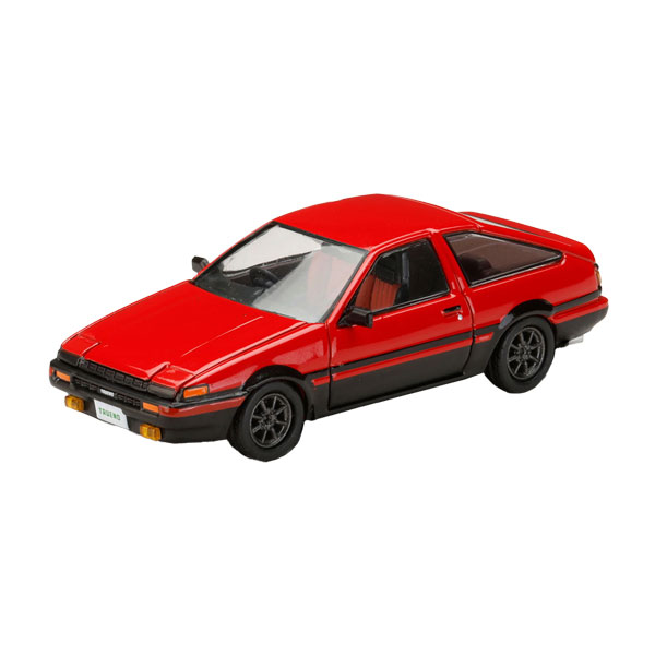 発売予定日発売中！メーカーホビージャパン登場作品---商品詳細ホビージャパンのダイキャストカーシリーズ「HJ64」より、トヨタ スプリンター トレノ AE86が登場です。AE86は、トヨタの「カローラレビン/スプリンタートレノ」シリーズの4代目モデルとして1980年代に登場したFR（後輪駆動）スポーツカーです。軽量なボディと素直なハンドリング性能から、現在でも“伝説的なFRスポーツ”として世界中のファンに愛されています。今回モデル化したトレノは、ハッチバックボディにリトラクタブルヘッドライトを備えた人気仕様を再現しています。製品には透明ケースと専用台座が付属します。※リトラクタブルヘッドライトは可動しません。内装は特徴的な茶系色で塗装されています。原型製作---サイズ1/64スケール商品仕様ダイキャストカーパッケージ---備考※商品の画像は試作品、実機・実車、イメージCGなどを内容の補助的説明として掲載いたしておりますので、実際の商品と異なる場合が御座います。個数制限お1人様3個まで※複数商品のご注文について2019年4月1日以降のご注文は、在庫商品同士のみ、1度にご注文いただいた場合同梱可能です。（送料は1回分です。）※商品の発送時期について◎ 在庫商品はorder受付の翌営業日に発送されます。（お振込みの場合は、入金確認の翌営業日発送です。）営業日に付きましては、トップページのカレンダーをご確認下さい。お急ぎのご注文には対応出来ない場合が御座いますので予めご了承下さい。※長期のお取り置きはしておりません。※当社が運営する他店舗でのご注文とはおまとめが出来ません。※ラッピングサービス、海外発送は行っておりませんので予めご了承下さい。JAN CODE：4981932079752