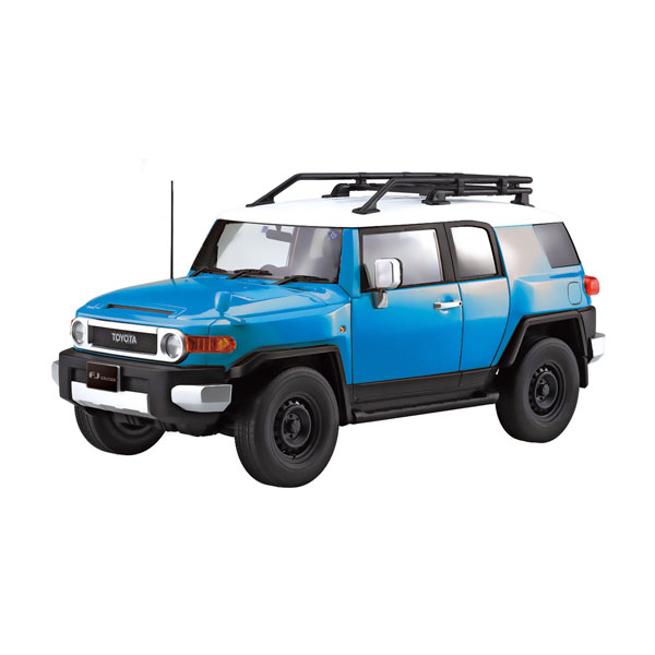 発売予定日2026年8月予定メーカーフジミ模型登場作品---商品詳細2010年に日本市場向けとして販売されていた初期タイプ！日本仕様を投入時に設定された明るいブルーを基調としたカラーモデルのFJクルーザー、通常仕様が登場！■製品は2010年に日本市場向けとして販売されていた仕様車をモチーフにしています。■ホイールはベースグレード標準装備の17×7 1/2 Jスチールホイールを装備。■フロントサイドバンパーはフロントフォグランプ非装備のタイプ。■シールにはメーターパネルやロゴ、車両ナンバーなどを収録。■塗装派ユーザー向けにホワイトカラーにのみ、デカールが付属。■完成時サイズ：(約)194×86×85mm(高さはルーフキャリアを含みます)原型製作---サイズ1/24スケール商品仕様プラスチックモデルパッケージ---備考※組み立て・塗装の必要なプラモデルです。完成品ではございませんのでご注意ください。※商品の画像は試作品、実機・実車、イメージCGなどを内容の補助的説明として掲載いたしておりますので、実際の商品と異なる場合が御座います。個数制限お1人様3個まで■ ご予約商品全般に関するご注意当店では十分な数量を発注したうえでご予約を承っておりますが、生産上の都合などにより、入荷直前で数量を調整されてしまう場合が稀に御座います。その場合メールでご連絡のうえ、原則ご注文先着順でのご提供となります。また、複数個のご注文を減数させて頂いたり、ご注文自体を取り消しとさせて頂く場合が御座います。予めご了承頂けますようお願い致します。※2019年4月1日より、ご予約商品はお支払い方法に関わらず単体のみでの受付となります。上記日時以降にご予約商品を複数同時にご注文された場合、自動的にキャンセル処理が行われますのでご注意下さい。2019年3月31日以前にご注文の場合、同梱・分割につきましては以下からご確認下さい。ご注文管理システム概要※商品の大幅な延期についてメーカーの都合により発売の大幅な遅れが発生する可能性がございます。発売延期発生から1年以上情報が途絶えたものは、当店の判断で受注を一旦白紙とさせて頂く場合が御座います。正確な情報が入り次第、改めて受注を取り直し致します。また、2019年4月1日より、注文日より1年以上経過したご注文は、システム上強制キャンセルされることとなりました。予めご了承下さい。※ご予約商品のキャンセルについてご注文のキャンセルは発売延期時等も含み原則不可となりますので、十分ご検討の上お申し込み下さい。代金引換発送後の受け取り拒否などは、往復分の送料等諸経費をご請求させて頂きます。尚、複数個（2個以上）のご注文、海外メーカーの商品、1万円を超える高額商品のご注文はキャンセルを一切承る事が出来ませんので、十分ご検討のうえご注文下さい。また、キャンセル履歴のある方のご注文は、当店の判断でご注文をお断りさせて頂く場合が御座いますので予めご了承下さい。※商品の発送時期について◎ ご予約商品は入荷翌営業日より発送されます。営業日に付きましては、トップページのカレンダーをご確認下さい。入荷日が週末にあたる場合は、翌週の発送になります。お急ぎの発送に対応出来ない場合が御座いますので予めご了承下さい。※長期のお取り置きはしておりません。※当社が運営する他店舗でのご注文とはおまとめが出来ません。※お引越しや長期出張の際は事前にメールでご連絡下さい。※ラッピングサービス、海外発送は行っておりませんので予めご了承下さい。JAN CODE：4968728066554