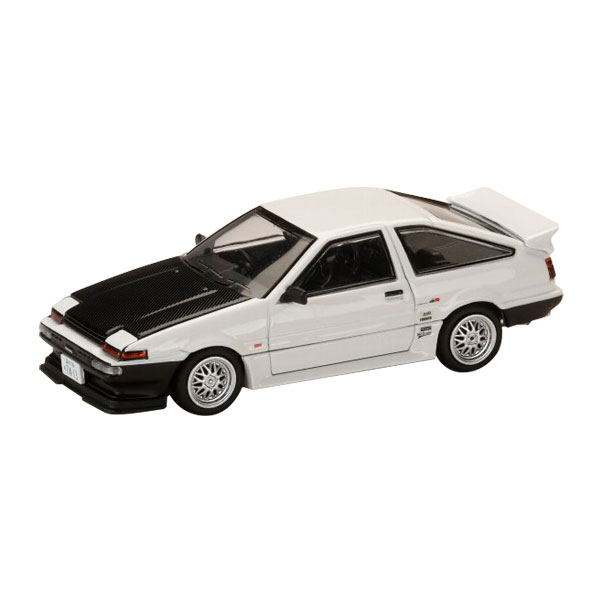 発売予定日入荷日未定メーカーホビージャパン登場作品---商品詳細「ドリキン」こと土屋圭市氏の愛車として知られる「AE86 スプリンタートレノ」、通称「ストリート号」の1998年当時の姿を、ホビージャパンが1/64スケールのダイキャストモデルで再現しました。1998年当時の特徴的なブラックのカーボンボンネットをはじめ、その内部に搭載されたTRD製チューニングパーツを多数採用した「7A-G」エンジンユニットなど、ストリート号を象徴する仕様をモデル化。コンパクトな1/64スケールながら、エンジンルーム内部まで再現したこだわりの仕上がりとなっています。さらに、専用マフラー、TRD製シート、各種ステッカー、実車同様のナンバープレートなど、土屋圭市氏のAE86を特徴づけるディテールを随所に再現。多くのファンを魅了してきた「ドリフトキング」土屋圭市氏の愛車、その歴史と魅力を凝縮したコレクションモデルです。クリアケースと専用ディスプレイ台座が付属し、開封後すぐにディスプレイして楽しめます。原型製作---サイズ1/64商品仕様ダイキャスト製ミニカーパッケージ---備考2026年12月以降発売予定ですが、発売が大幅に変更となる可能性があるため、入荷日未定とさせていただいております。※商品の画像は試作品、実機・実車、イメージCGなどを内容の補助的説明として掲載いたしておりますので、実際の商品と異なる場合が御座います。個数制限お1人様2個まで■ ご予約商品全般に関するご注意当店では十分な数量を発注したうえでご予約を承っておりますが、生産上の都合などにより、入荷直前で数量を調整されてしまう場合が稀に御座います。その場合メールでご連絡のうえ、原則ご注文先着順でのご提供となります。また、複数個のご注文を減数させて頂いたり、ご注文自体を取り消しとさせて頂く場合が御座います。予めご了承頂けますようお願い致します。※2019年4月1日より、ご予約商品はお支払い方法に関わらず単体のみでの受付となります。上記日時以降にご予約商品を複数同時にご注文された場合、自動的にキャンセル処理が行われますのでご注意下さい。2019年3月31日以前にご注文の場合、同梱・分割につきましては以下からご確認下さい。ご注文管理システム概要※商品の大幅な延期についてメーカーの都合により発売の大幅な遅れが発生する可能性がございます。発売延期発生から1年以上情報が途絶えたものは、当店の判断で受注を一旦白紙とさせて頂く場合が御座います。正確な情報が入り次第、改めて受注を取り直し致します。また、2019年4月1日より、注文日より1年以上経過したご注文は、システム上強制キャンセルされることとなりました。予めご了承下さい。※ご予約商品のキャンセルについてご注文のキャンセルは発売延期時等も含み原則不可となりますので、十分ご検討の上お申し込み下さい。代金引換発送後の受け取り拒否などは、往復分の送料等諸経費をご請求させて頂きます。尚、複数個（2個以上）のご注文、海外メーカーの商品、1万円を超える高額商品のご注文はキャンセルを一切承る事が出来ませんので、十分ご検討のうえご注文下さい。また、キャンセル履歴のある方のご注文は、当店の判断でご注文をお断りさせて頂く場合が御座いますので予めご了承下さい。※商品の発送時期について◎ ご予約商品は入荷翌営業日より発送されます。営業日に付きましては、トップページのカレンダーをご確認下さい。入荷日が週末にあたる場合は、翌週の発送になります。お急ぎの発送に対応出来ない場合が御座いますので予めご了承下さい。※長期のお取り置きはしておりません。※当社が運営する他店舗でのご注文とはおまとめが出来ません。※お引越しや長期出張の際は事前にメールでご連絡下さい。※ラッピングサービス、海外発送は行っておりませんので予めご了承下さい。JAN CODE：4981932088587