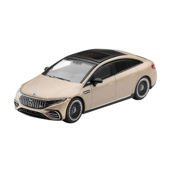 発売予定日入荷日未定メーカーMINI-GT登場作品---商品詳細1/64スケールで新旧スポーツカーやレーシングカーを精密にモデル化しているMINI GTから、ラグジュアリーな存在感が際立つ「メルセデス AMG EQS 53 ゴールド」が、新たなカラーバリエーションとしてラインナップに登場します。電動ハイパフォーマンスセダンが持つ先進的なフォルムと、気品あるゴールドのボディカラーが見事に調和し、プレミアムな佇まいを手のひらサイズで贅沢に表現しました。原型製作---サイズ1/64スケール商品仕様ダイキャスト製ミニカーパッケージ---備考2026年12月以降発売予定ですが、発売が大幅に変更となる可能性があるため、入荷日未定とさせていただいております。※商品の画像は試作品、実機・実車、イメージCGなどを内容の補助的説明として掲載いたしておりますので、実際の商品と異なる場合が御座います。個数制限お1人様2個まで■ ご予約商品全般に関するご注意当店では十分な数量を発注したうえでご予約を承っておりますが、生産上の都合などにより、入荷直前で数量を調整されてしまう場合が稀に御座います。その場合メールでご連絡のうえ、原則ご注文先着順でのご提供となります。また、複数個のご注文を減数させて頂いたり、ご注文自体を取り消しとさせて頂く場合が御座います。予めご了承頂けますようお願い致します。※2019年4月1日より、ご予約商品はお支払い方法に関わらず単体のみでの受付となります。上記日時以降にご予約商品を複数同時にご注文された場合、自動的にキャンセル処理が行われますのでご注意下さい。2019年3月31日以前にご注文の場合、同梱・分割につきましては以下からご確認下さい。ご注文管理システム概要※商品の大幅な延期についてメーカーの都合により発売の大幅な遅れが発生する可能性がございます。発売延期発生から1年以上情報が途絶えたものは、当店の判断で受注を一旦白紙とさせて頂く場合が御座います。正確な情報が入り次第、改めて受注を取り直し致します。また、2019年4月1日より、注文日より1年以上経過したご注文は、システム上強制キャンセルされることとなりました。予めご了承下さい。※ご予約商品のキャンセルについてご注文のキャンセルは発売延期時等も含み原則不可となりますので、十分ご検討の上お申し込み下さい。代金引換発送後の受け取り拒否などは、往復分の送料等諸経費をご請求させて頂きます。尚、複数個（2個以上）のご注文、海外メーカーの商品、1万円を超える高額商品のご注文はキャンセルを一切承る事が出来ませんので、十分ご検討のうえご注文下さい。また、キャンセル履歴のある方のご注文は、当店の判断でご注文をお断りさせて頂く場合が御座いますので予めご了承下さい。※商品の発送時期について◎ ご予約商品は入荷翌営業日より発送されます。営業日に付きましては、トップページのカレンダーをご確認下さい。入荷日が週末にあたる場合は、翌週の発送になります。お急ぎの発送に対応出来ない場合が御座いますので予めご了承下さい。※長期のお取り置きはしておりません。※当社が運営する他店舗でのご注文とはおまとめが出来ません。※お引越しや長期出張の際は事前にメールでご連絡下さい。※ラッピングサービス、海外発送は行っておりませんので予めご了承下さい。JAN CODE：840456312506