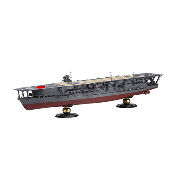 発売予定日2026年11月予定メーカーフジミ登場作品---商品詳細1/350の大型スケールならではの造形表現で『航空母艦 加賀』を作成することができます。製品は昭和17年6月のミッドウェー海戦時の姿をモチーフにしています。飛行甲板前端に描かれた識別用の日の丸を含む専用デカールが付属します。艦載機はMI作戦時の実機数「零戦21機・九九艦爆27機・九七艦攻27機」の計75機が付属します。原型製作---サイズ1/350スケール商品仕様プラスチックモデルキットパッケージ---備考※組み立て・塗装の必要なプラモデルです。完成品ではございませんのでご注意ください。※商品の画像は試作品、実機・実車、イメージCGなどを内容の補助的説明として掲載いたしておりますので、実際の商品と異なる場合が御座います。※こちらの商品は送料無料とさせて頂きます。個数制限お1人様3個まで■ ご予約商品全般に関するご注意当店では十分な数量を発注したうえでご予約を承っておりますが、生産上の都合などにより、入荷直前で数量を調整されてしまう場合が稀に御座います。その場合メールでご連絡のうえ、原則ご注文先着順でのご提供となります。また、複数個のご注文を減数させて頂いたり、ご注文自体を取り消しとさせて頂く場合が御座います。予めご了承頂けますようお願い致します。※2019年4月1日より、ご予約商品はお支払い方法に関わらず単体のみでの受付となります。上記日時以降にご予約商品を複数同時にご注文された場合、自動的にキャンセル処理が行われますのでご注意下さい。2019年3月31日以前にご注文の場合、同梱・分割につきましては以下からご確認下さい。ご注文管理システム概要※商品の大幅な延期についてメーカーの都合により発売の大幅な遅れが発生する可能性がございます。発売延期発生から1年以上情報が途絶えたものは、当店の判断で受注を一旦白紙とさせて頂く場合が御座います。正確な情報が入り次第、改めて受注を取り直し致します。また、2019年4月1日より、注文日より1年以上経過したご注文は、システム上強制キャンセルされることとなりました。予めご了承下さい。※ご予約商品のキャンセルについてご注文のキャンセルは発売延期時等も含み原則不可となりますので、十分ご検討の上お申し込み下さい。代金引換発送後の受け取り拒否などは、往復分の送料等諸経費をご請求させて頂きます。尚、複数個（2個以上）のご注文、海外メーカーの商品、1万円を超える高額商品のご注文はキャンセルを一切承る事が出来ませんので、十分ご検討のうえご注文下さい。また、キャンセル履歴のある方のご注文は、当店の判断でご注文をお断りさせて頂く場合が御座いますので予めご了承下さい。※商品の発送時期について◎ ご予約商品は入荷翌営業日より発送されます。営業日に付きましては、トップページのカレンダーをご確認下さい。入荷日が週末にあたる場合は、翌週の発送になります。お急ぎの発送に対応出来ない場合が御座いますので予めご了承下さい。※長期のお取り置きはしておりません。※当社が運営する他店舗でのご注文とはおまとめが出来ません。※お引越しや長期出張の際は事前にメールでご連絡下さい。※ラッピングサービス、海外発送は行っておりませんので予めご了承下さい。JAN CODE：4968728600727