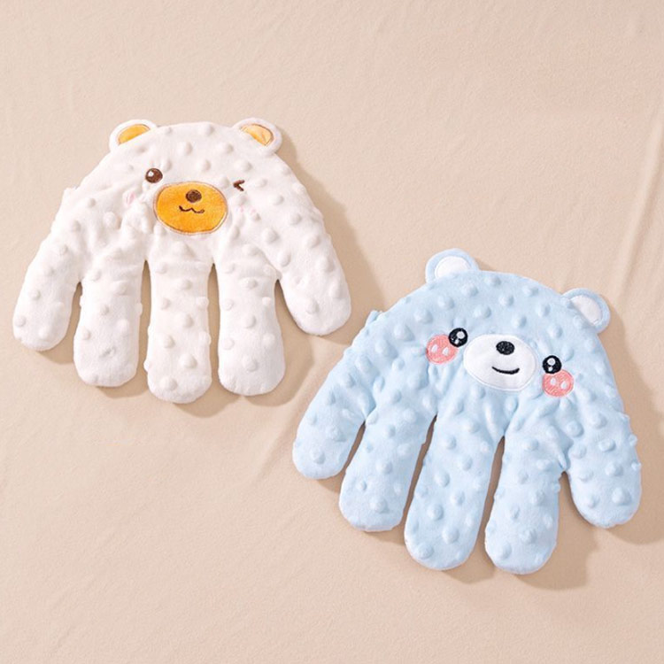 DIMOMO ZAKKAのクッション 赤ちゃん用 自動手ひらとんとん機能付き 夜泣き防止 安眠ぬいぐるみ 加熱仕様 お母さんの手触り再現 安心感 添い寝用 可愛いクマデザイン｜アングル3