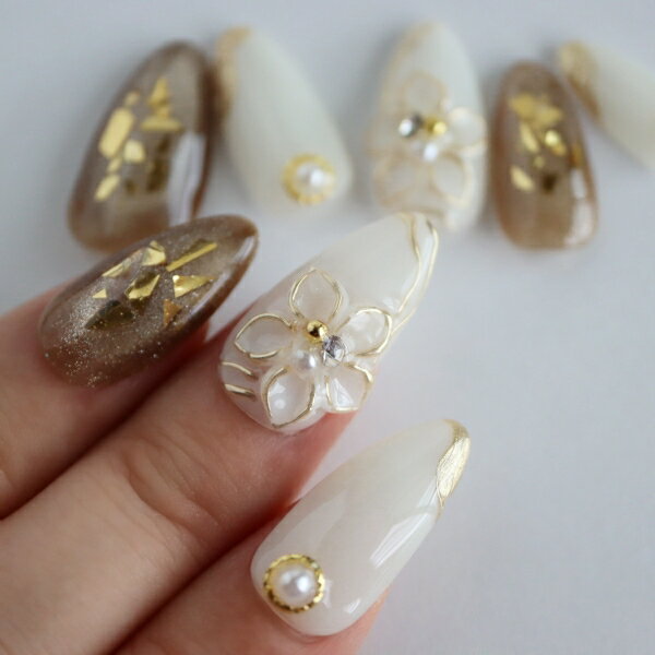 ネイルチップ ホワイトゴールドマグネットフラワーアート ブライダル サイズオーダー 結婚式 白 付け爪