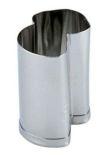 サイズ特大 (E)幅×奥行×高さ(mm)25×43×45季節の中の花景色を器に盛り込んで・・・・・夢咲く料理に旬の形を演じます。※各種特注承ります。※手造りの為、サイズに若干の違いがある場合がございます。