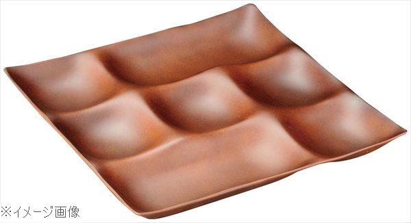 ●木調な雰囲気の商品。外寸(mm)255×255×H28 重量333g