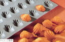 エラストモール ミニマドレーヌ 1851−01D 300×200 30ケ取