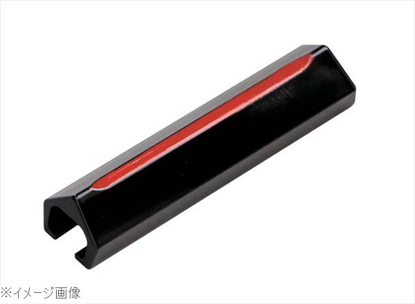 ●箸置やナイフ、フォークレストとして様々な利用に対応した設計。裏側は掃除のしやすい形状で衛生的にご利用できます。外寸(mm)79×19×H16