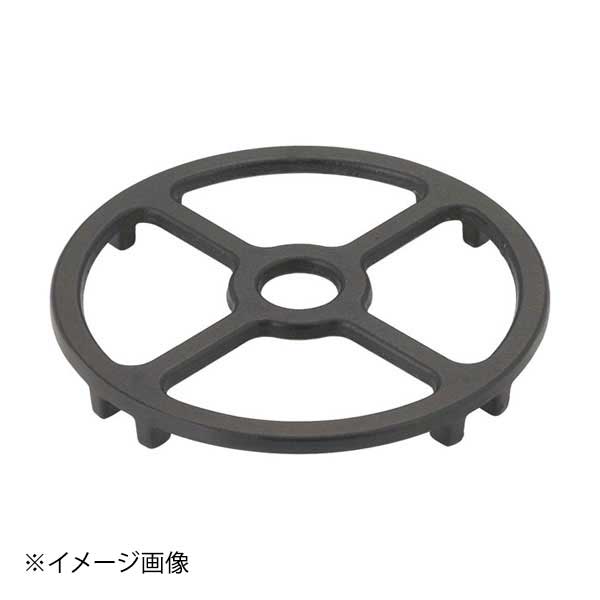 ●小さな鍋やフライパンのグラつきを解消できます。●直径が12cm以下の小さなお鍋・やかん・フライパンなどがガスコンロで使用できるようになります。●外寸(mm)：φ125×H15●重量：192g●材質：鉄（ホーロー加工）●メーカー型番：SV-7107●小さな鍋やフライパンのグラつきを解消できます。●直径が12cm以下の小さなお鍋・やかん・フライパンなどがガスコンロで使用できるようになります。●外寸(mm)：φ125×H15●重量：192g●材質：鉄（ホーロー加工）●メーカー型番：SV-7107