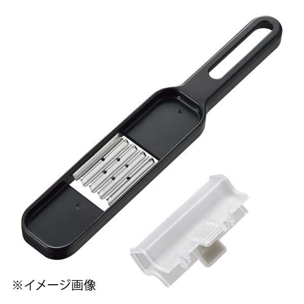 ※メーカー希望小売価格はメーカーカタログに基づいて掲載しています。(カタログ表示価格は消費税が含まれていません)●カタログコード:9-0669-1201●長ネギのみじん切りがすぐにパッとできるスライサーができました。●長ネギ専用安全ホルダー付きで安心安全に調理ができます。●調理の下ごしらえから仕上げまで、らくらく便利に使えるグッズです。●間口×奥行×高さ(mm):41×14×238●質量(g):36●耐熱温度(℃):80●メーカー品番:CH-2094