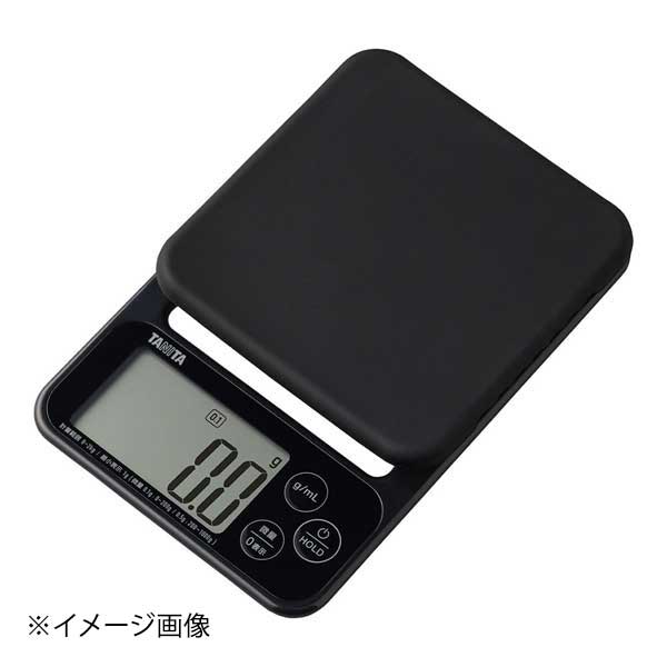 ●｢すぐゼロ｣｢すぐピタ｣でスピーディーに計量●電源:単4乾電池×2本付●0.1g単位の計量が可能な｢微量モード｣付。●水・牛乳の容積計量が可能な｢mlモード｣付。●計量物を降ろした後も表示を約20秒固定できる｢HOLDモード｣付。●外して洗えるシリコンカバー付。●サイズ:幅×奥行×高さ(mm):130×196×27●2kg最小表示:「微量モード」0~200gまで0.1g、200~1000gまで0.5g「通常モード」0~2000gまで1g●計量皿寸法:127mm×127mm●電源:単4乾電池×2本付●カラー:ブラック●メーカー型番:KJ-222●｢すぐゼロ｣｢すぐピタ｣でスピーディーに計量●電源:単4乾電池×2本付●0.1g単位の計量が可能な｢微量モード｣付。●水・牛乳の容積計量が可能な｢mlモード｣付。●計量物を降ろした後も表示を約20秒固定できる｢HOLDモード｣付。●外して洗えるシリコンカバー付。●サイズ:幅×奥行×高さ(mm):130×196×27●2kg最小表示:「微量モード」0~200gまで0.1g、200~1000gまで0.5g「通常モード」0~2000gまで1g●計量皿寸法:127mm×127mm●電源:単4乾電池×2本付●カラー:ブラック●メーカー型番:KJ-222