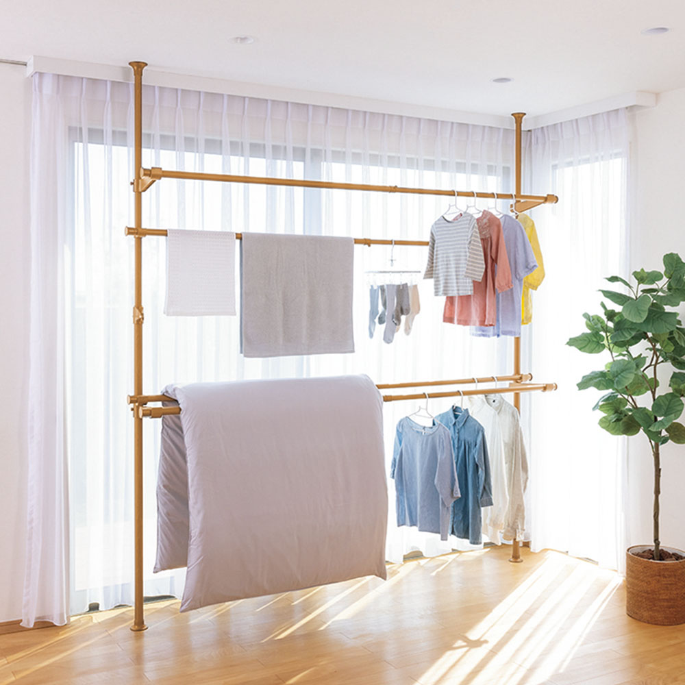 【最大8000円OFFクーポン 11月27日1:59迄】 取り付け簡単 窓枠突っ張り物干し 伸縮竿 4本付き 布団干し 洗濯用品 物干し 581615