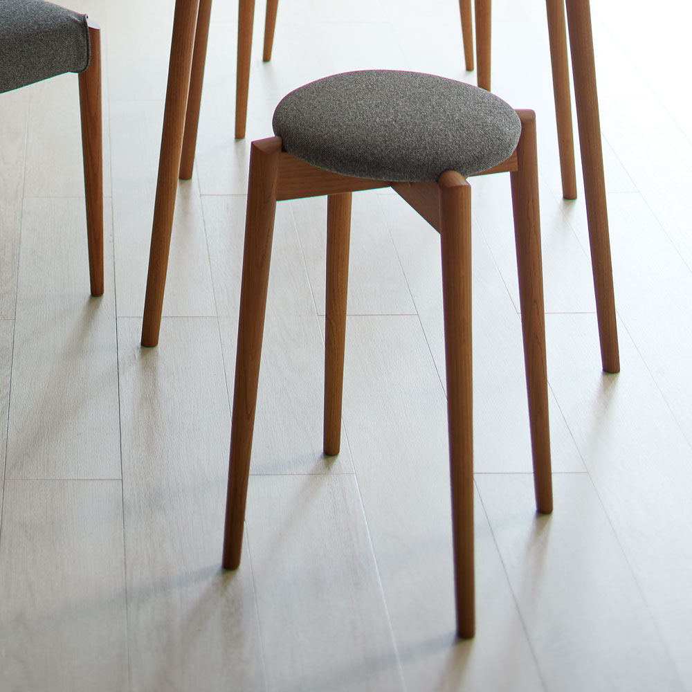 ≪H550≫ kestava/ケスターヴァ ダイニングシリーズ スツール 張り込み スツール 丸椅子 椅子 チェア H91028 ＼LINE友だち登録でクーポン／