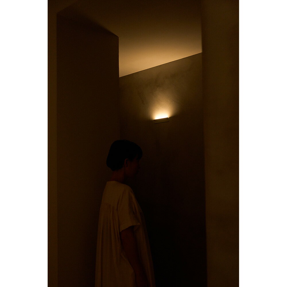 充電式 人感センサーライト かげあかり02 狭い通路用 上方向が点灯・天井を照らすタイプ 照明器具 ライト 時計 KR0860 ＼LINE友だち登録でクーポン／