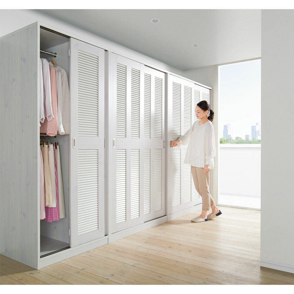 【クーポン配布 大感謝祭中】 通気性の良い 引き戸ルーバーワードローブ 幅120cm ワードローブ クローゼット 衣類収納 632213