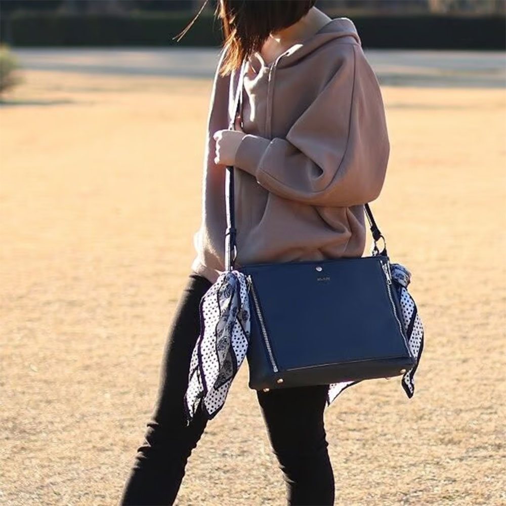 リアレア 『クルア』 回転式 ショルダーバッグ （普段使いできる痛バッグ） ショルダーバッグ バッグ KR0493 ＼LINE友だち登録でクーポン／