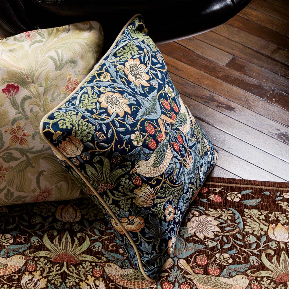 【楽天1位】 モリスデザインスタジオ ジャカード織クッションカバー〈いちご泥棒〉 約45×45cm カバー類 602402