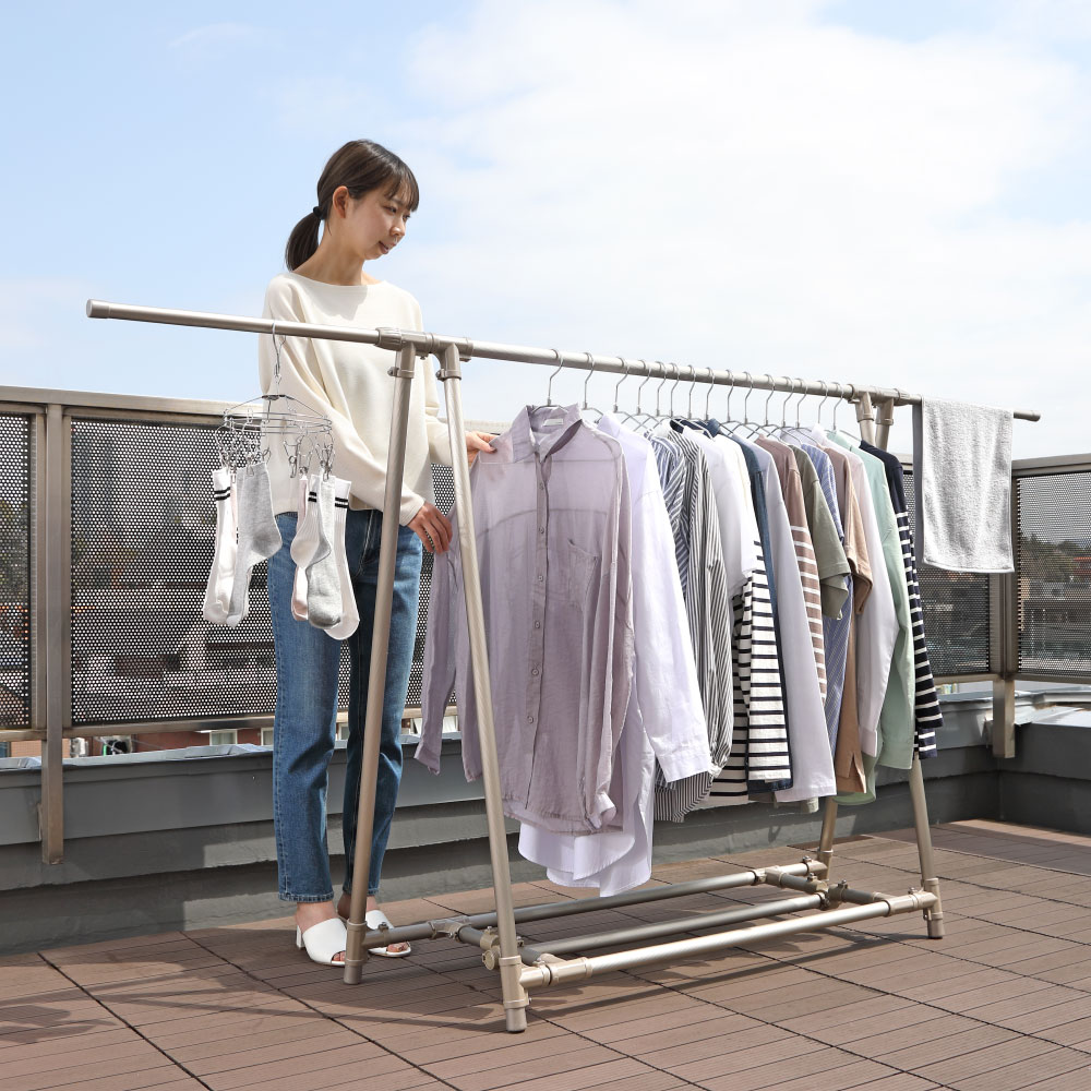 樂天商城 - 【クーポン配布 お買い物マラソン中】 ベランダ奥行きを広々使える A型物干し 伸縮レギュラータイプ 洗濯物干し台 洗濯用品 物干し 646210 ＼LINE友だち登録でクーポン／