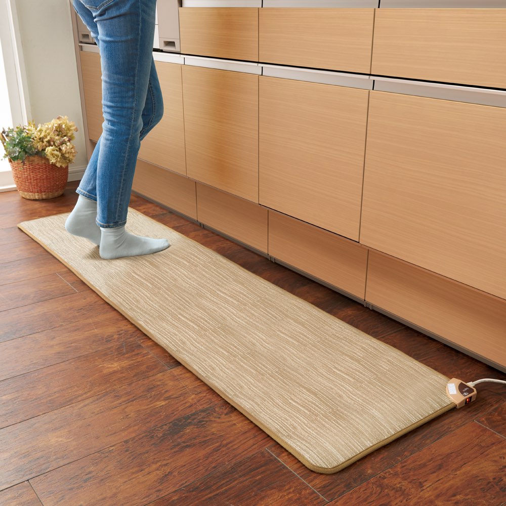 【クーポン配布 11月27日1：59迄】 ≪約45×240cm≫ ホットキッチンマット カーペット柄 暖房器具 ヒーター 季節家電 生活家電 616029