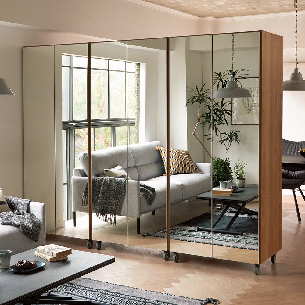 移動式間仕切りクローゼット ミラー扉タイプ・可動棚板4枚 パーテーション 間仕切り リビング収納 632403 ＼LINE友だち登録でクーポン／