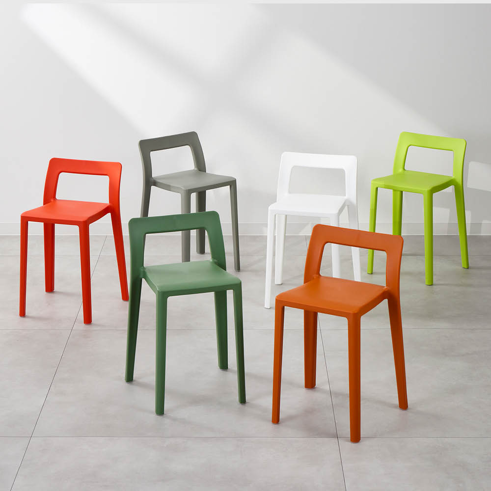 【クーポン最大5千円OFF 1/13迄】 ENOTSミニマルスタッキングチェア スタッチェア 椅子  ...