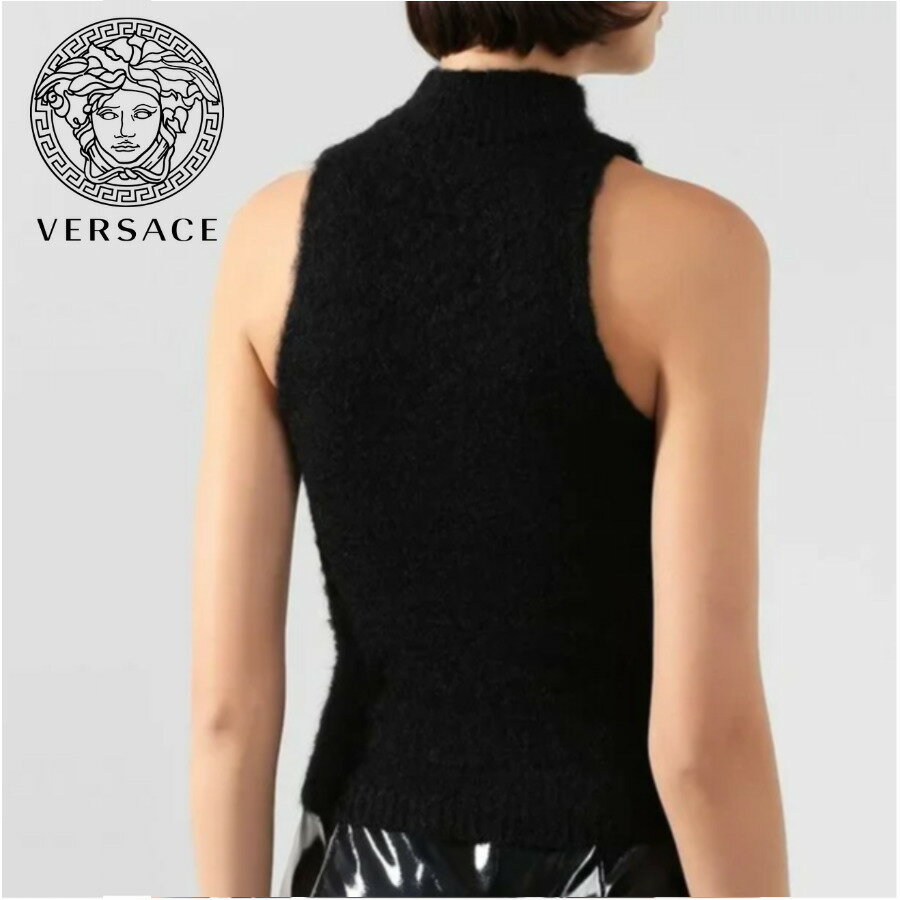 Versace ヴェルサーチェ ブラック ブラウス サイズ40 Black Blouse Size 40 (Small)