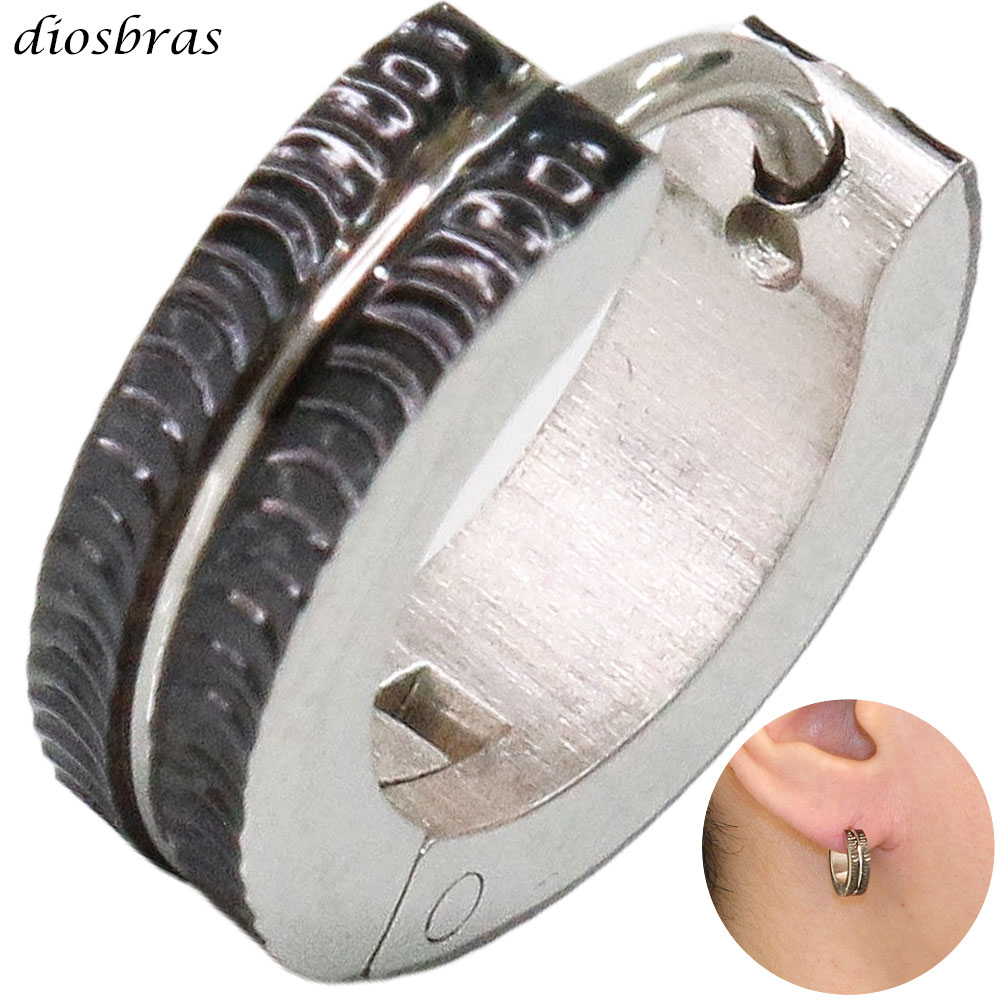 商 品 名 ステンレスリングピアス 商品特徴 シンプルで綺麗な中折れ式リングピアス ステンレスの質感はどんなスタイルにも似合い、重ねづけにもオススメのサージカルピアスです。 フープピアスのセンター部分から中折れするワンタッチタイプのリングピ...