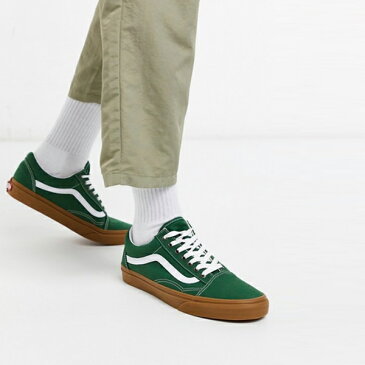 緑 ガム底 Vans Old Skool トレーナー 靴 スニーカー 20代 30代 40代 ファッション コーディネート小さいサイズから大きいサイズまで オシャレ トレンド インポート トレンド