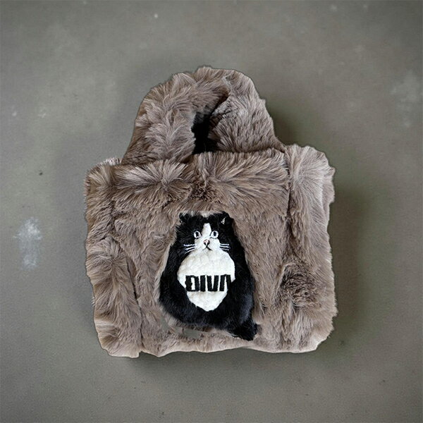 犬グッズ 猫グッズ 3D刺繍 犬 イッヌ ネコ 猫 ファーバッグ FURバッグ マチ広 小さなトート お買い物バッグ オシャレ 40代 30代 コーディネート ファッション トレンド 最新 人気 もこもこ わんこ ぬこ 京都のセレクトショップdivacloset