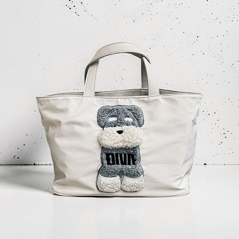 Rakuten - 名入れ 名前入れ 刺繍 ゴルフバッグ 大容量ナイロンハンドバッグ ゴルフ オシャレ 40代 30代 コーディネート ファッション トレンド 最新 人気 プレゼント トラベル ファッション【DIVAオリジナル ブランド】