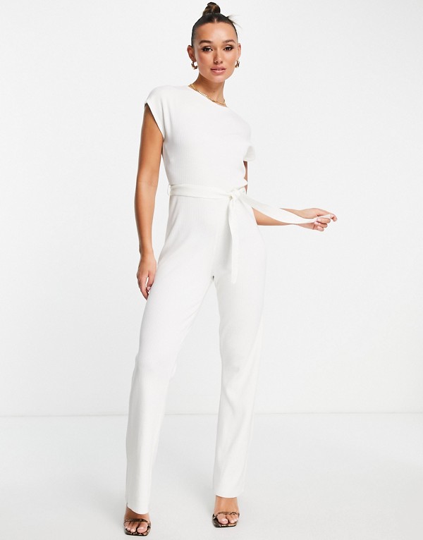 プリティーラビッシュ Pretty Lavish クリーム色のかなり豪華なネクタイウエストリブ編みニットジャンプスーツ オールインワン レディース 女性 インポートブランド 小さいサイズから大きいサイズまで