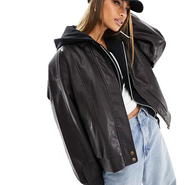 エヌエーケイディー NA-KD NA-KD x Moa Mattson オーバーサイズ フェイクレザー ボンバー ジャケット、ブラウン アウター レディース 女性 インポートブランド 小さいサイズから大きいサイズまでのサムネイル