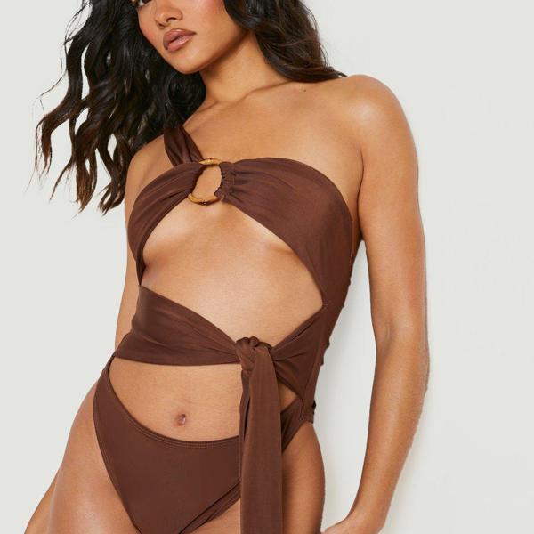 boohoo(ブーフー）BOOHOO Oリングラップディテールワンショルダー水着 水着 ビーチ プール レディース 女性 インポートブランド 小さいサイズから大きいサイズまで 20代 30代 40代 プレゼント 誕生日 夏 海 プール ビーチ 旅行