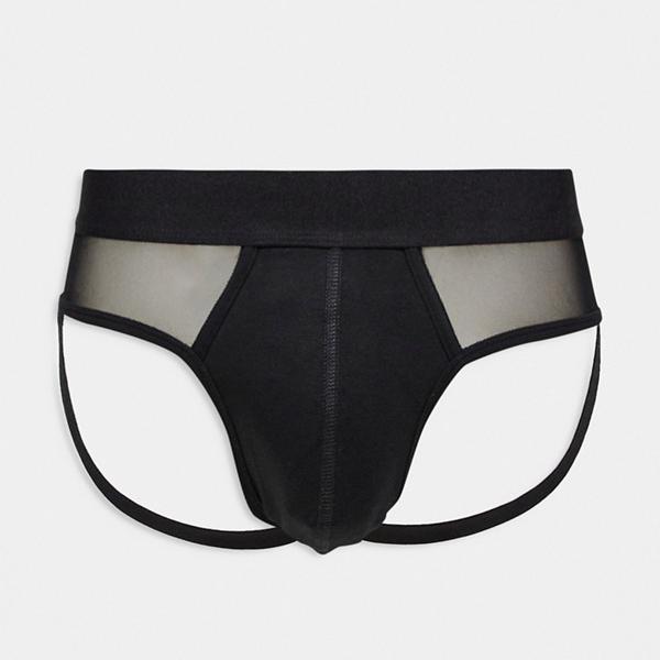 商品説明 ASOS DESIGN jock strap with mesh detail in black 【セレクトショップ diva closetとは？!】 オリジナルブランドに力をいれた京都のセレクトショップです。 インポートブランドをセレクトした様々なブランドも取り扱いしております。 Details ・ASOS DESIGNのアンダーウェアとソックス ・上段の引き出しにご褒美を ・バックレススタイル ・伸縮性のあるウエスト ・体にフィットするデザイン SIZE ▼サイズ表はこちら▼ 納期 ※納期に約10日ほどお時間頂きます。 ※海外発注商品のため土日祝日以外の発注・発送になりますのでご注意くださいませ。 工場がお休みの場合は納期に遅れが出ます。 ご使用日のお決まりの場合は予め備考欄にご記入くださいませ。 返品/交換 ※返品交換は不可です。