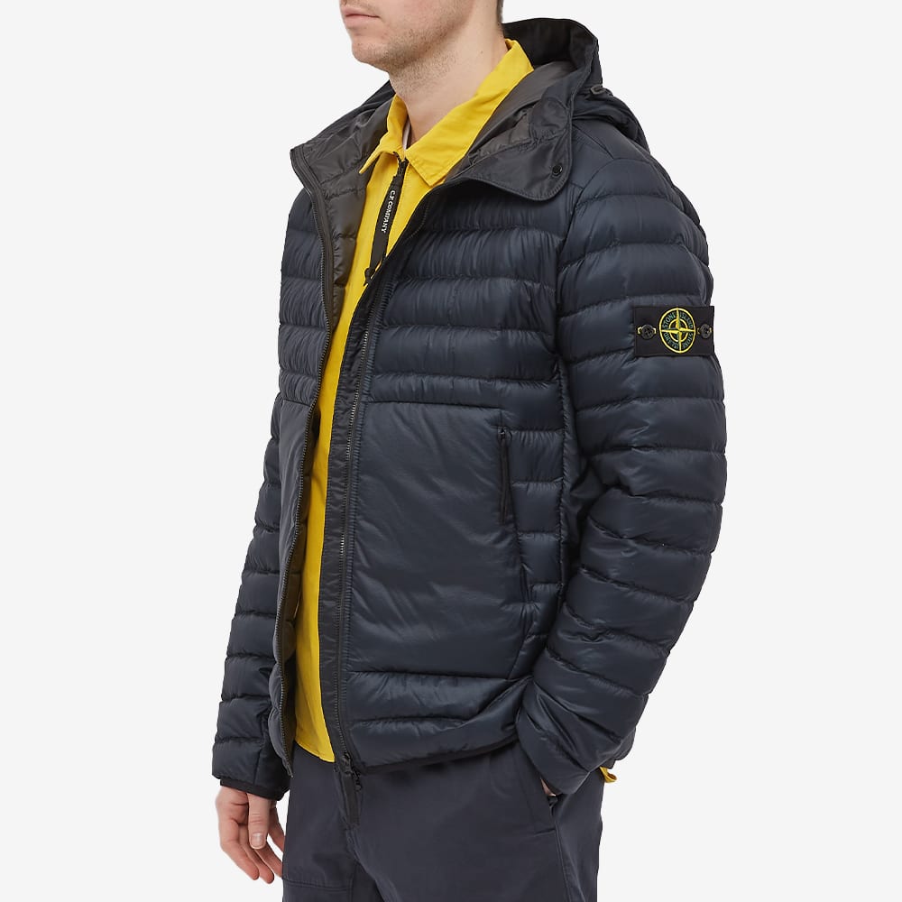 ストーンアイランド Stone Island ストーンアイランドフード付き軽量ダウンジャケット アウター メンズ 男性 インポートブランド 小さいサイズから大きいサイズまで