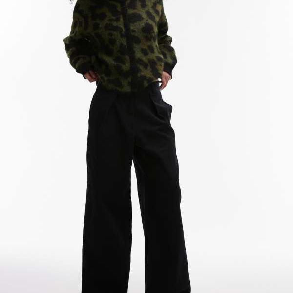 トップショップ Topshop TOPSHOP Topshop のダーツ入り裾ディテール テーラード ワイドレッグ パンツ (ブラック) パンツ ボトム レディース 女性 インポートブランド 小さいサイズから大きいサイズまで