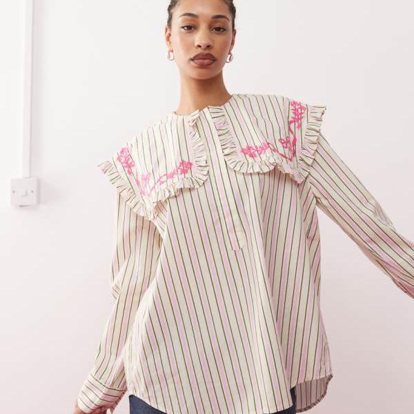 リクレイムドヴィンテージ Reclaimed Vintage ピンクとグリーンのストライプが入った特
