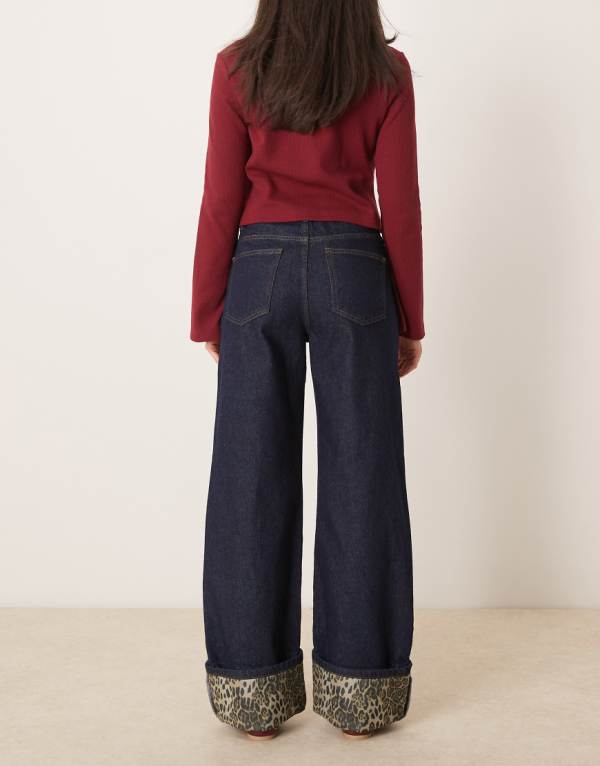 エイソス ASOS asos ASOS DESIGN ヒョウ柄 ターンアップ ジーンズ インディゴ パンツ ボトム レディース 女性 インポートブランド 小さいサイズから大きいサイズまで