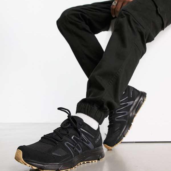 サロモン X-ミッション 4 スエード ユニセックス トレーナー ブラック / エボニー / ガム3 靴 レディース 女性 インポートブランド 小さいサイズから大きいサイズまで