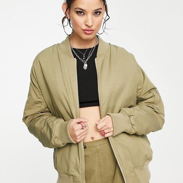 トップショップ Topshop TOPSHOP カーキのトップショップ特大ボンバージャケット アウター レディース 女性 インポートブランド 小さいサイズから大きいサイズまでのサムネイル