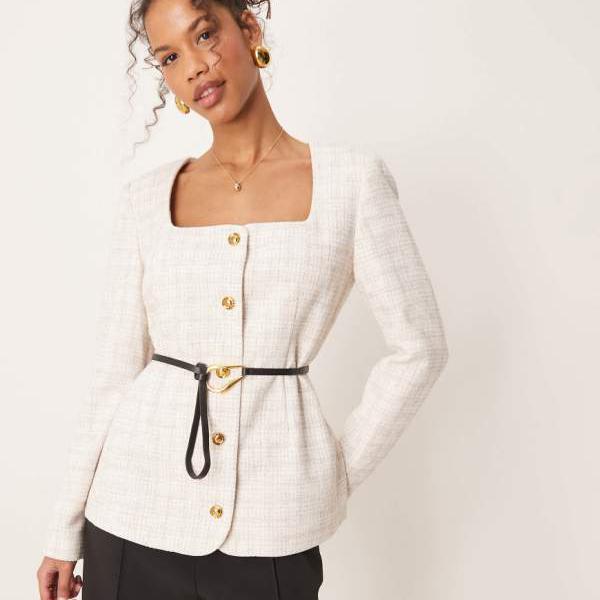 エイソス ASOS asos ASOS DESIGN ブークレ スクープネック ベルト付きブレザー オフホワイト アウター レディース 女性 インポートブランド 小さいサイズから大きいサイズまで