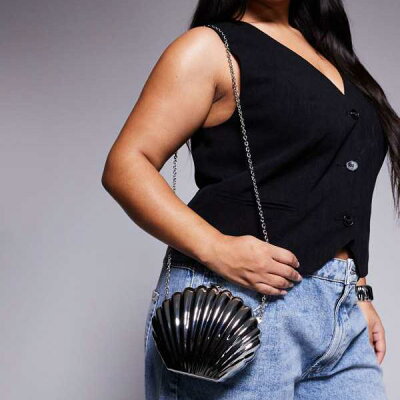 エイソス ASOS asos ASOS DESIGN シェルメタルクラッチバッグ シルバー クロスボディストラップ付き 鞄 レディース 女性 インポートブランド