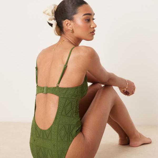 エイソス ASOS asos ASOS DESIGN Bertie ワイヤー入り水着 オリーブグリーン 水着 レディース 女性 インポートブランド 小さいサイズから大きいサイズまで