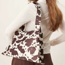 マイアクセサリーロンドン My Accessories London マイアクセサリーズ My Accessories の牛柄テーパードショルダーバッグ 鞄 レディース 女性 インポートブランド(4)