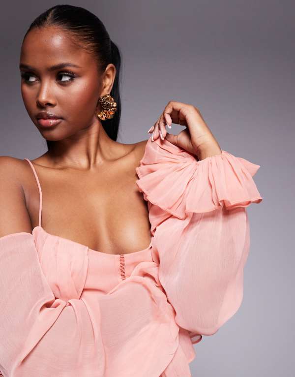 エイソス ASOS asos ASOS DESIGNのドレープオフショルダーティアードミニドレス（レースインサート付き、ダスキーローズ） ワンピース レディース 女性 インポートブランド 小さいサイズから大きいサイズまで