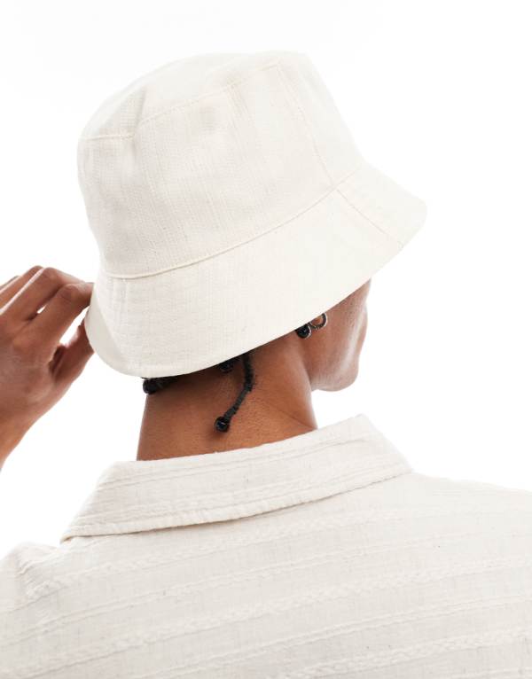 エイソス ASOS asos ASOS DESIGNのリバーシブルバケットハット（ブルー＆エクリュストライプ） 帽子 メンズ 男性 インポートブランド